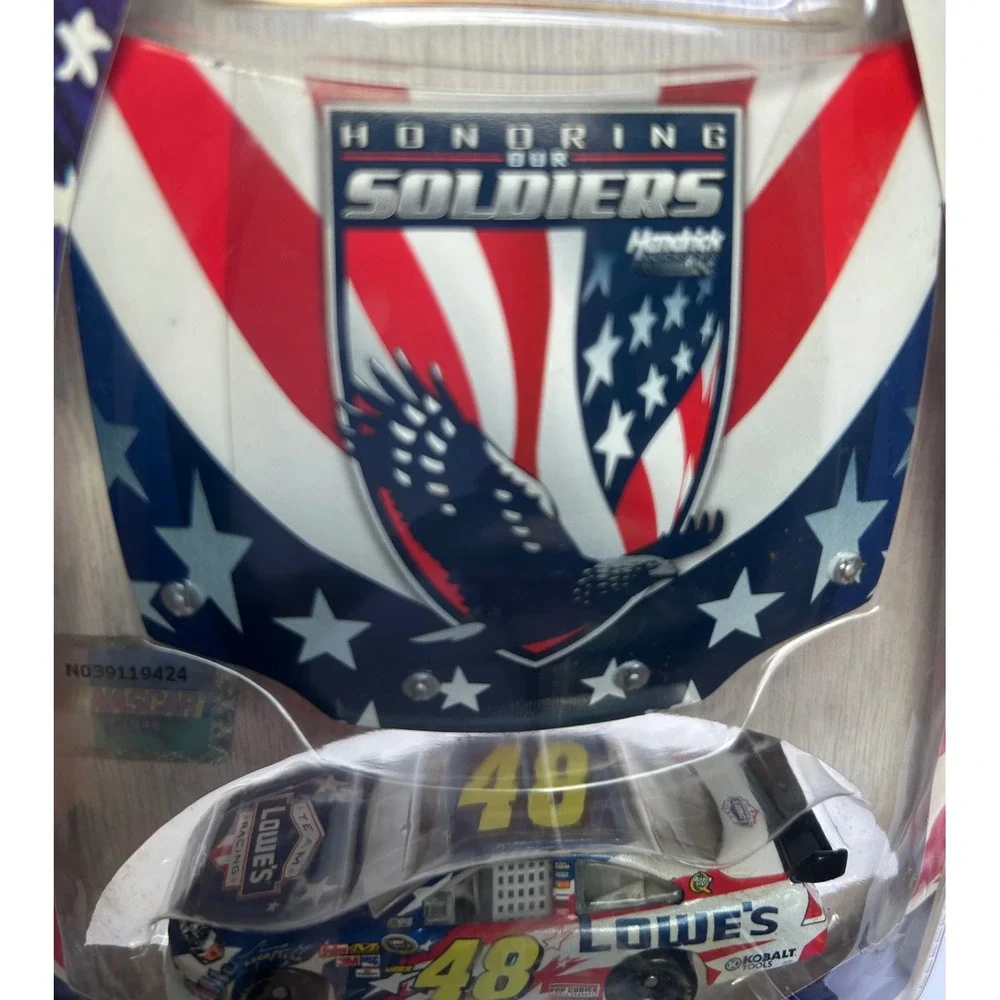 Winners‎ Circle NASCAR 1:64 Diecast #48 Jimmie Johnson Honoring Our Soldiers